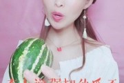 娱乐吃瓜酱拍照视频,揭秘幕后拍照视频的趣味瞬间